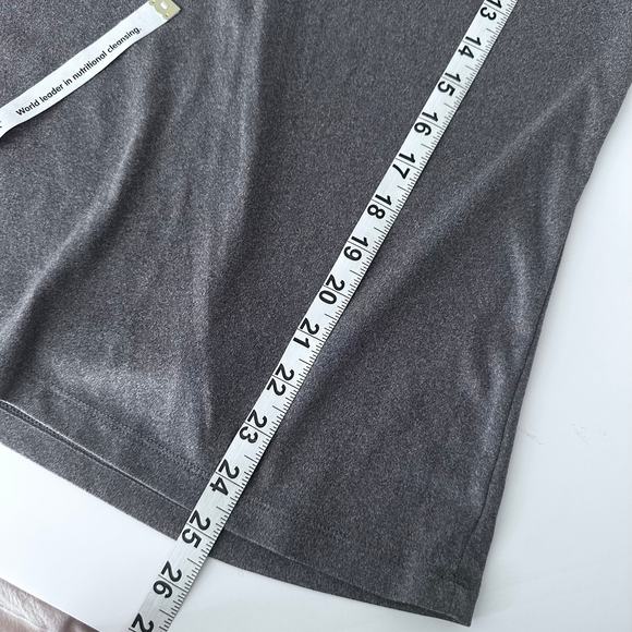 Under Armour tee bundle - Picture 4 of 12